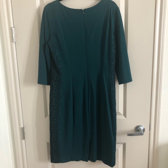 ANTONIO MELANI Fitted silhouette dark teal/green dress with lace sides. - Picture 2 of 5